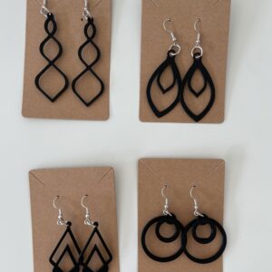 🖤 Graphic Grace – Zwarte geometrische oorbellen